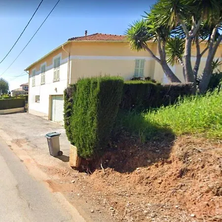 Maison De 3 Avec Vue Sur La Jardin Clos Et Wifi A Sur A 2 Km De La Vakantiehuis Cagnes-sur-Mer